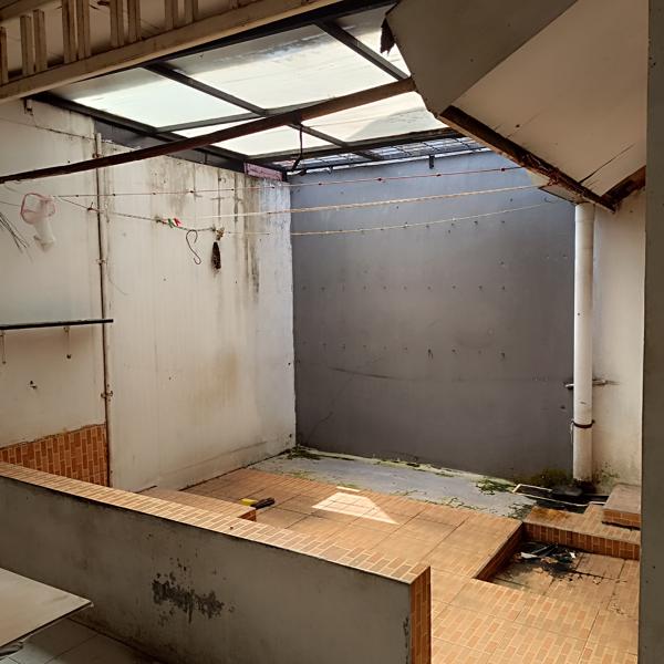 Disewakan Rumah di Taman Lembah Hijau